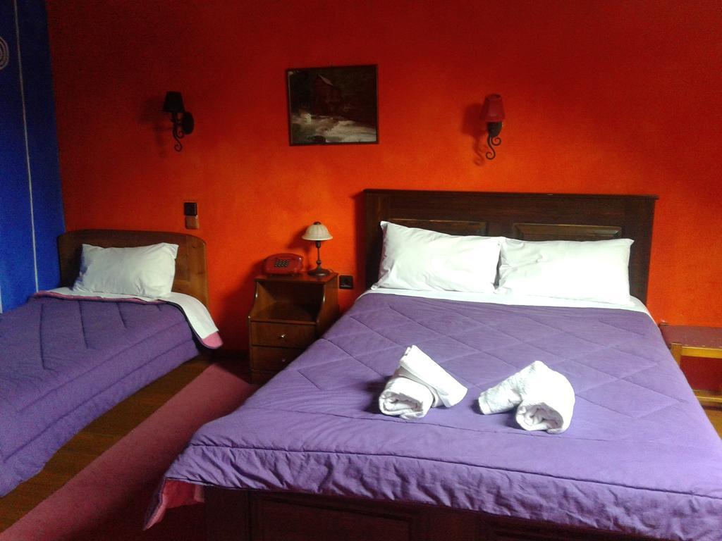 Hotel Koziakas Eláti Rum bild